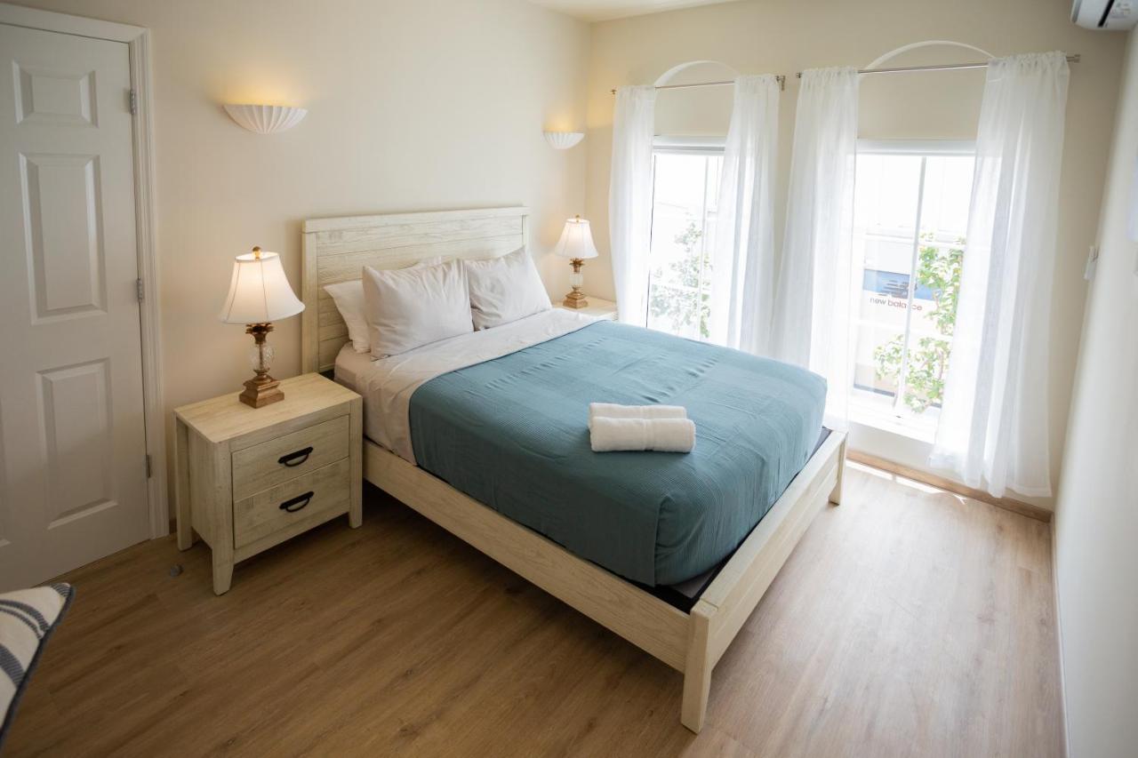 Oranjestad City Suites Екстериор снимка