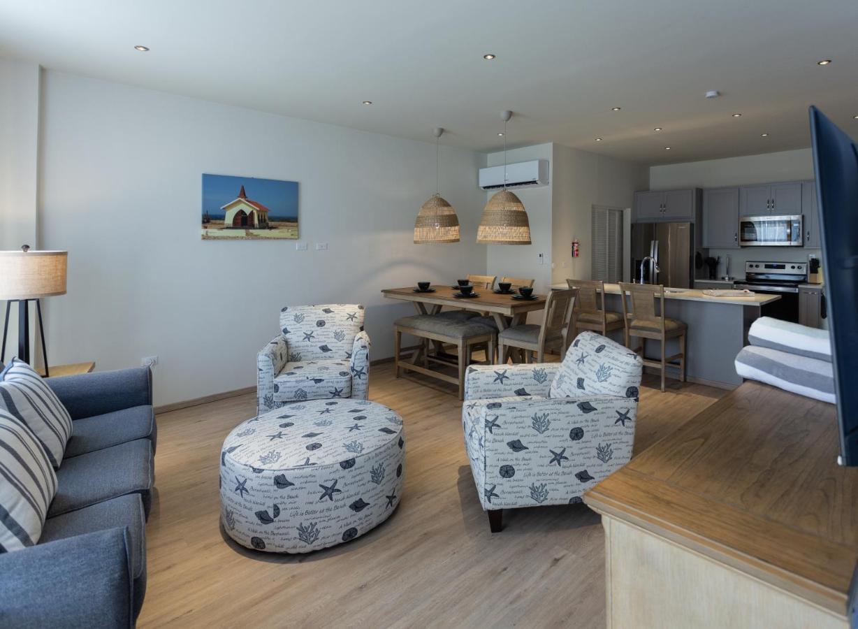 Oranjestad City Suites Екстериор снимка